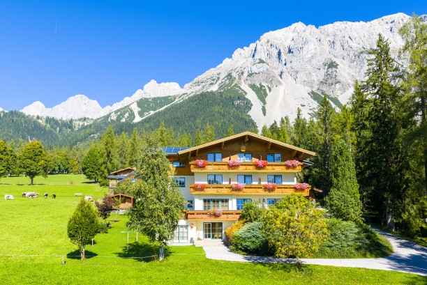 Apartmenthaus Alpenperle