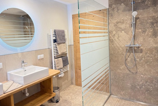  Appartement Badezimmer